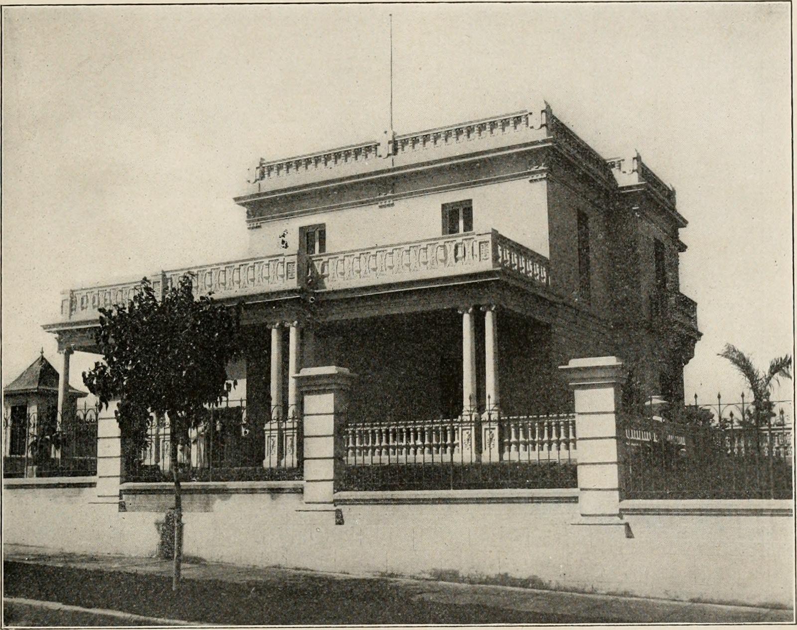 lead photo
